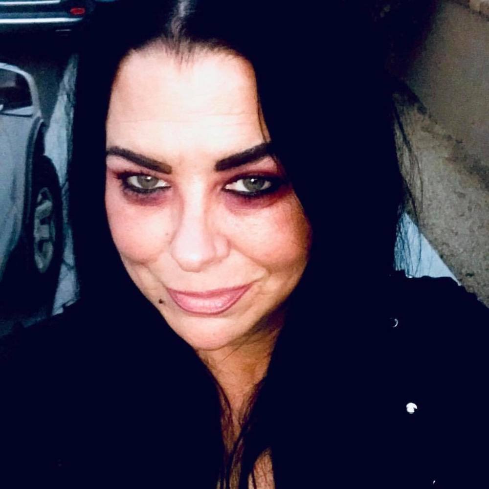 Meet your Posher, Dana